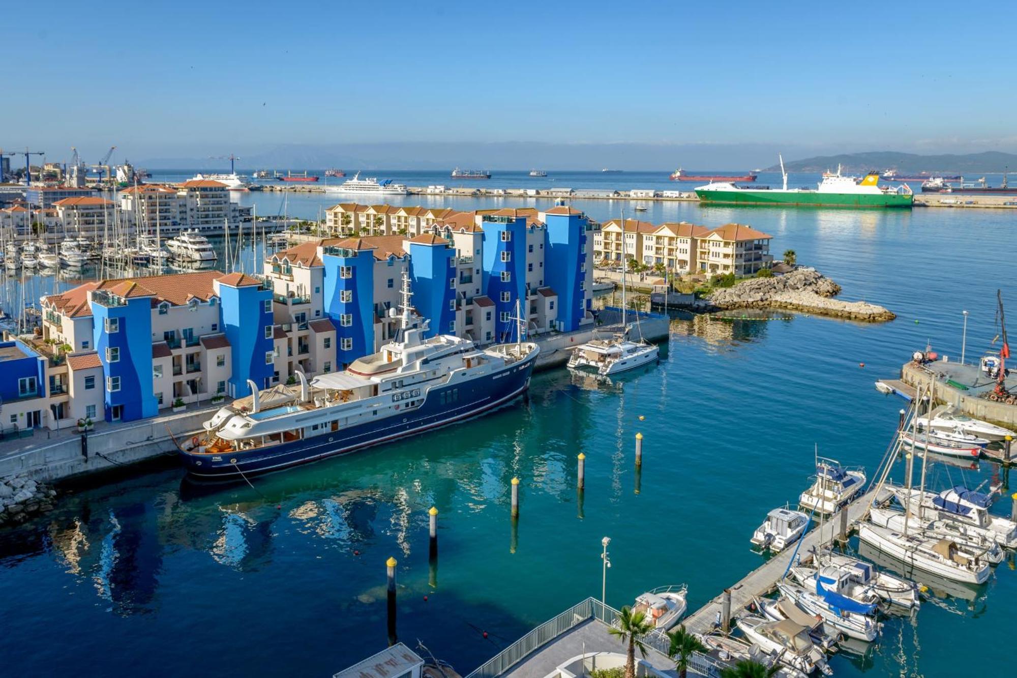 Luxury Modern Apartment With Exceptional Views! Hosted By Sweetstay Gibraltar Eksteriør billede