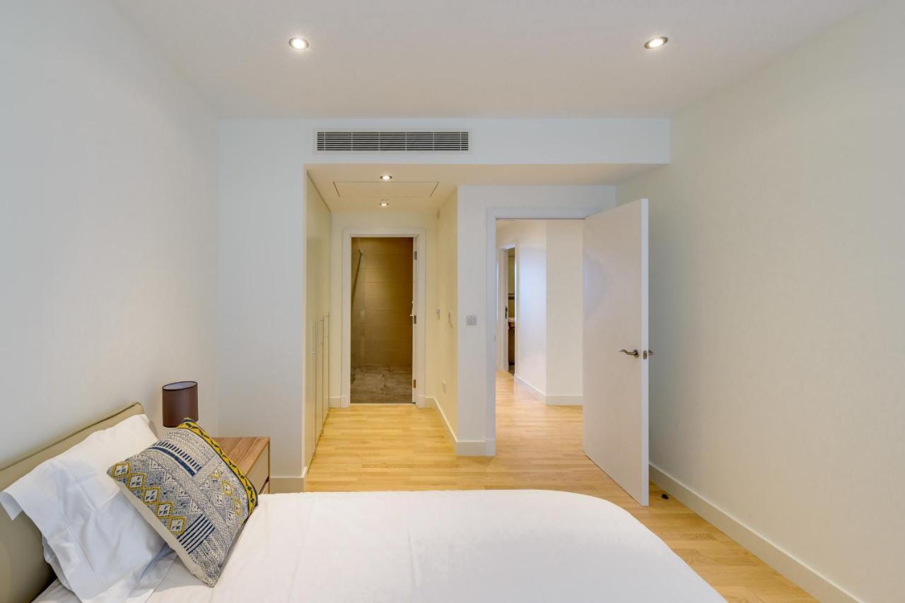 Luxury Modern Apartment With Exceptional Views! Hosted By Sweetstay Gibraltar Eksteriør billede