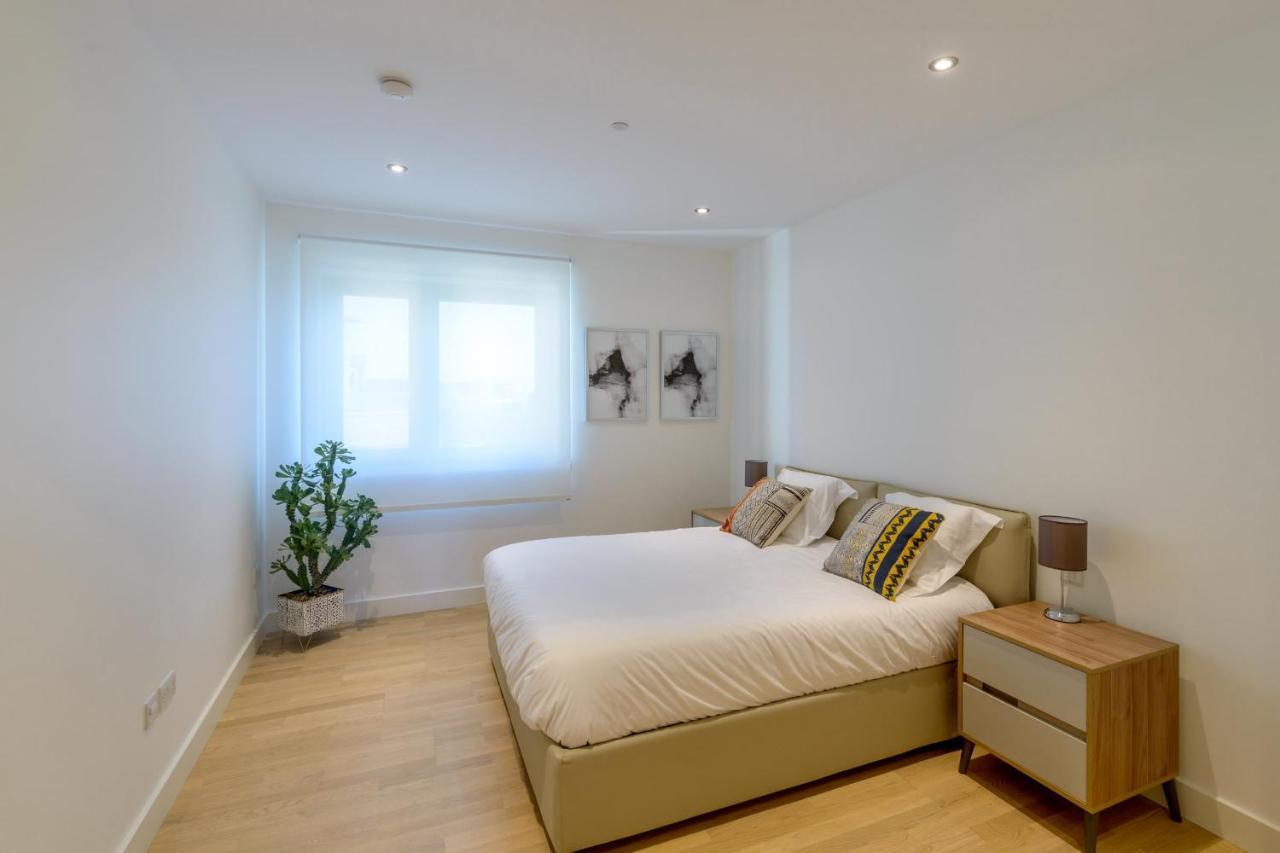 Luxury Modern Apartment With Exceptional Views! Hosted By Sweetstay Gibraltar Eksteriør billede